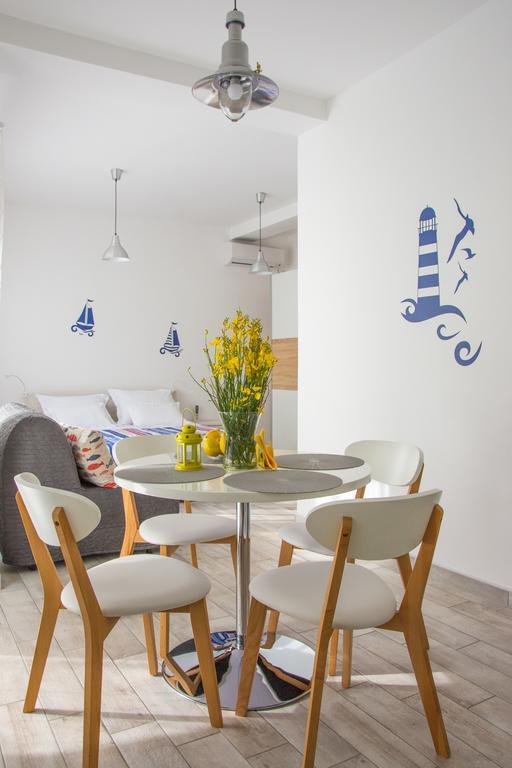 Apartment Villa Franci Pag Town Bagian luar foto