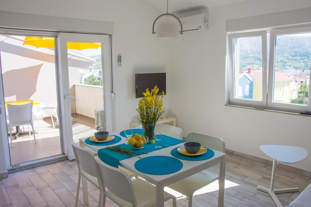 Apartment Villa Franci Pag Town Bagian luar foto