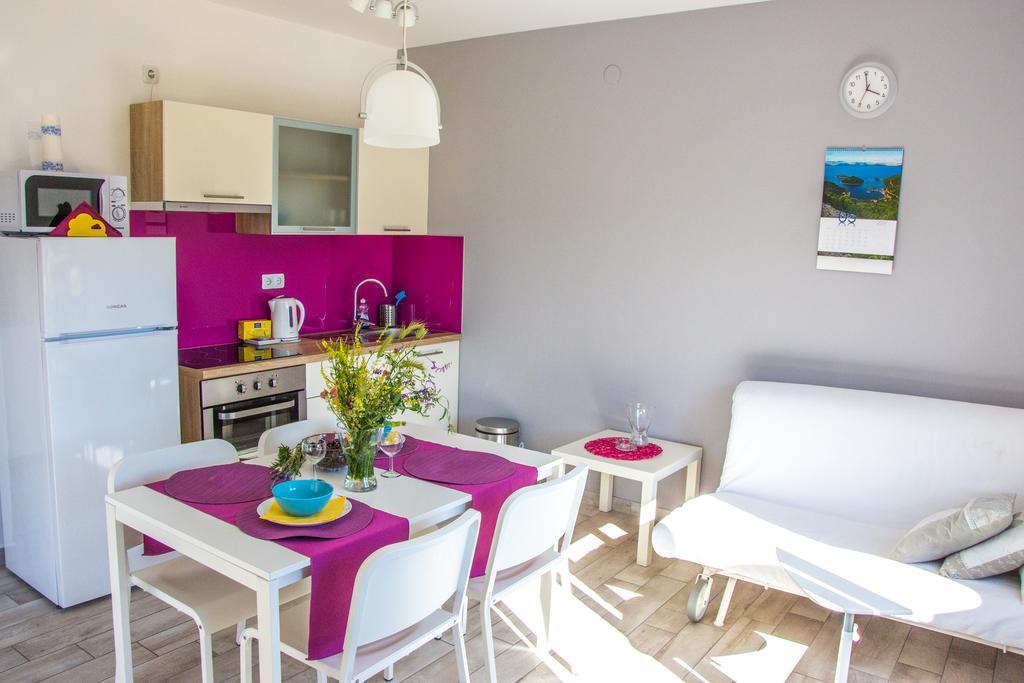 Apartment Villa Franci Pag Town Bagian luar foto