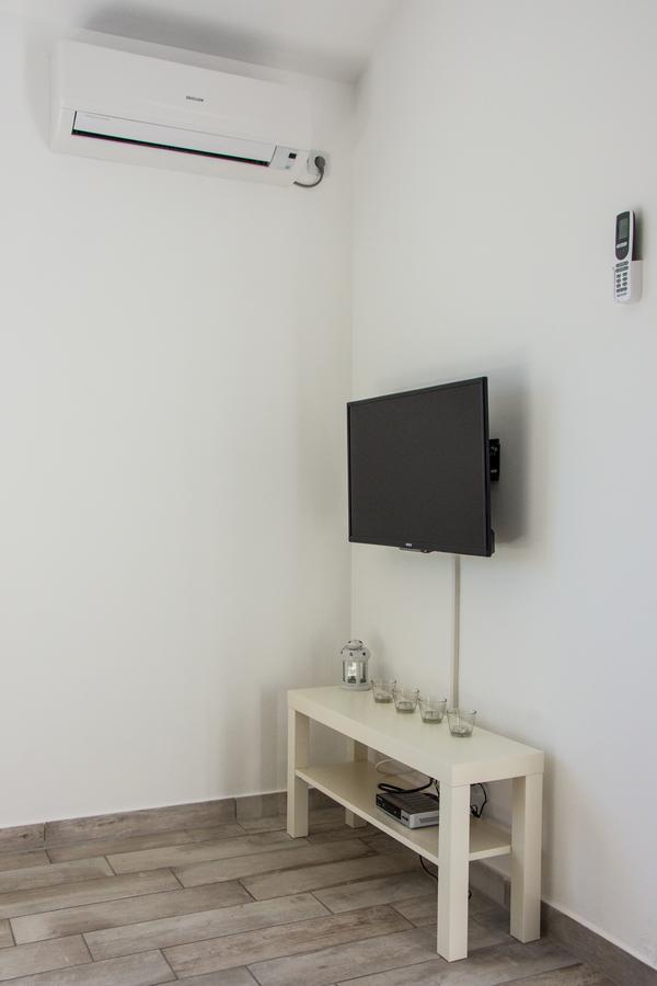 Apartment Villa Franci Pag Town Bagian luar foto