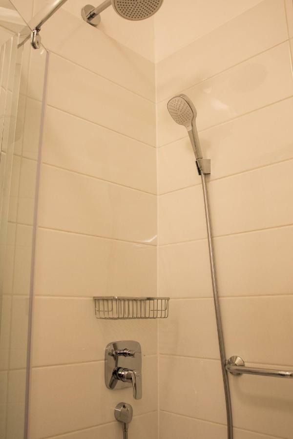 Apartment Villa Franci Pag Town Bagian luar foto