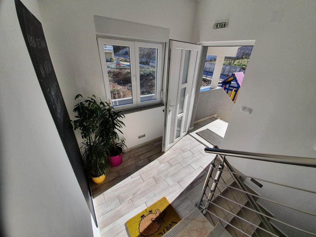 Apartment Villa Franci Pag Town Bagian luar foto